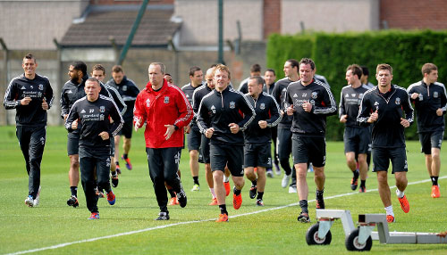 替补13+2，火箭队用4锋线补谢泼德防守，阿门26分 开发新进攻手段（阿门26分领衔，火箭祭出四锋线弥补谢泼德防守，替补13+2，新进攻手段亮相）